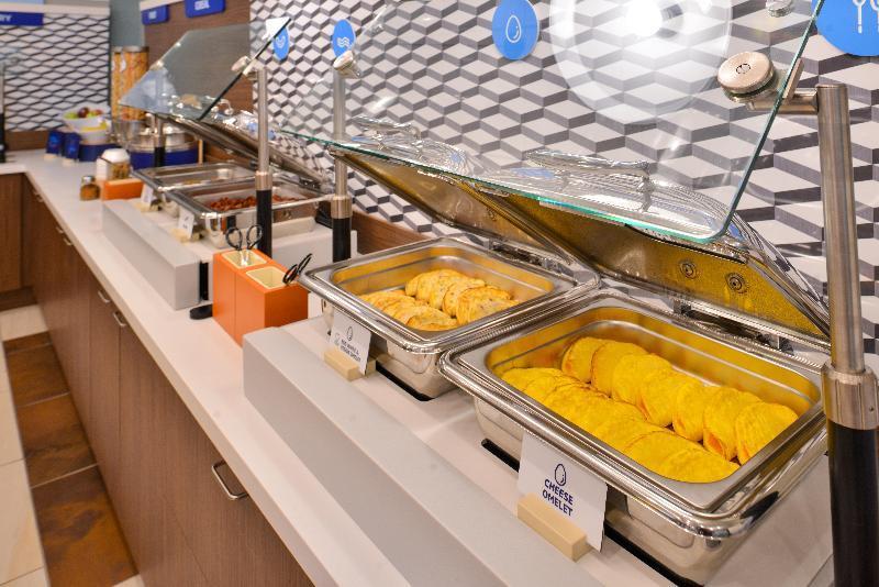 ניו יורק Holiday Inn Express - Nyc Brooklyn - Sunset Park By Ihg מראה חיצוני תמונה